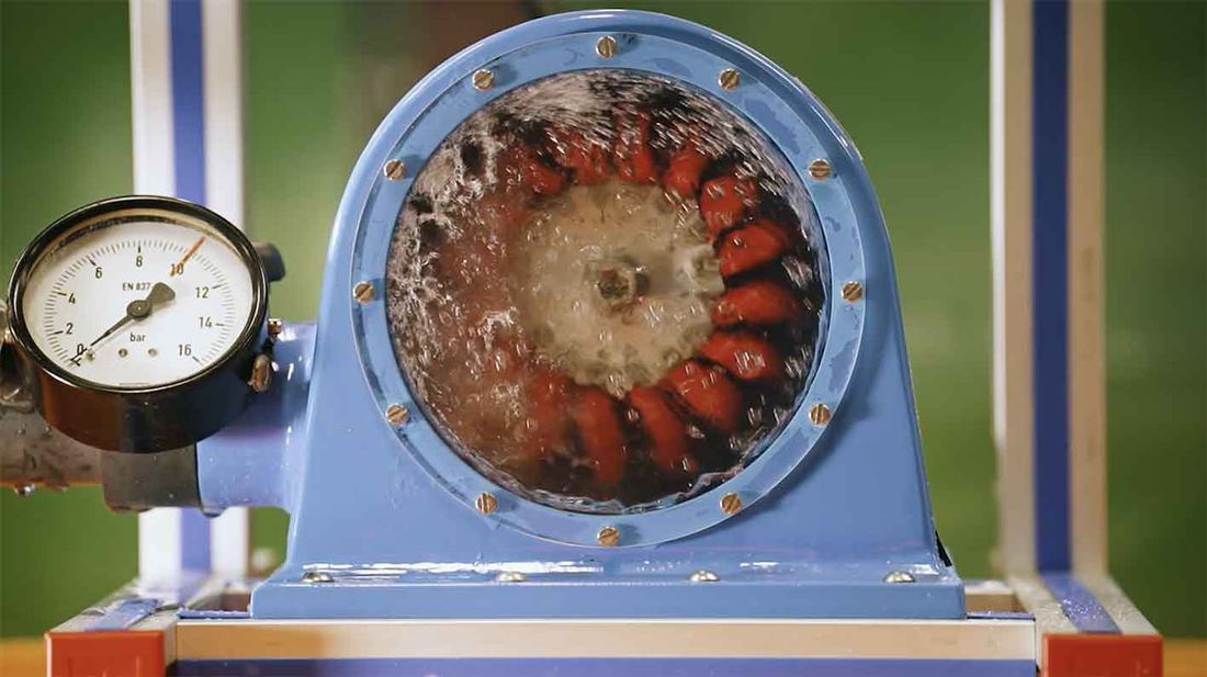 Turbina em laboratório, CERIS